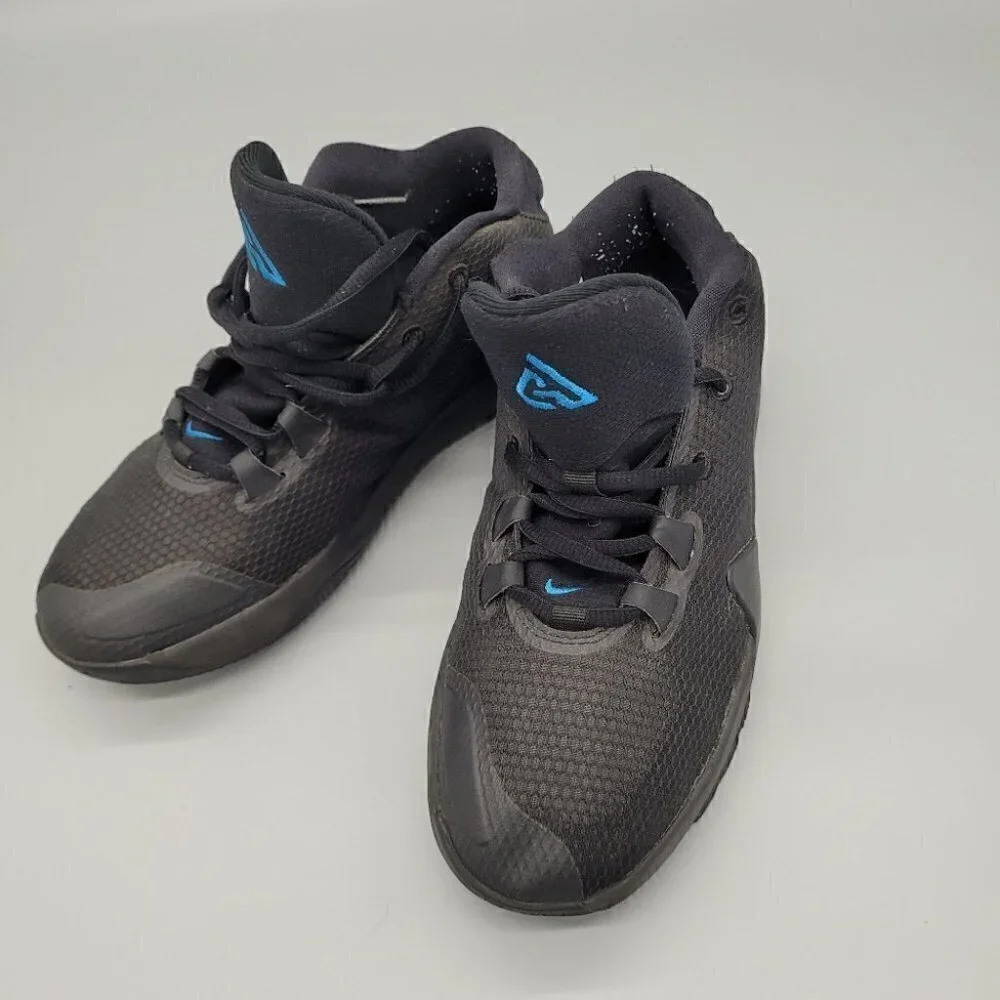 Nike Zoom Greek Freak 1 Black Iridescent Basketball Shoes Size 6.5 Youth